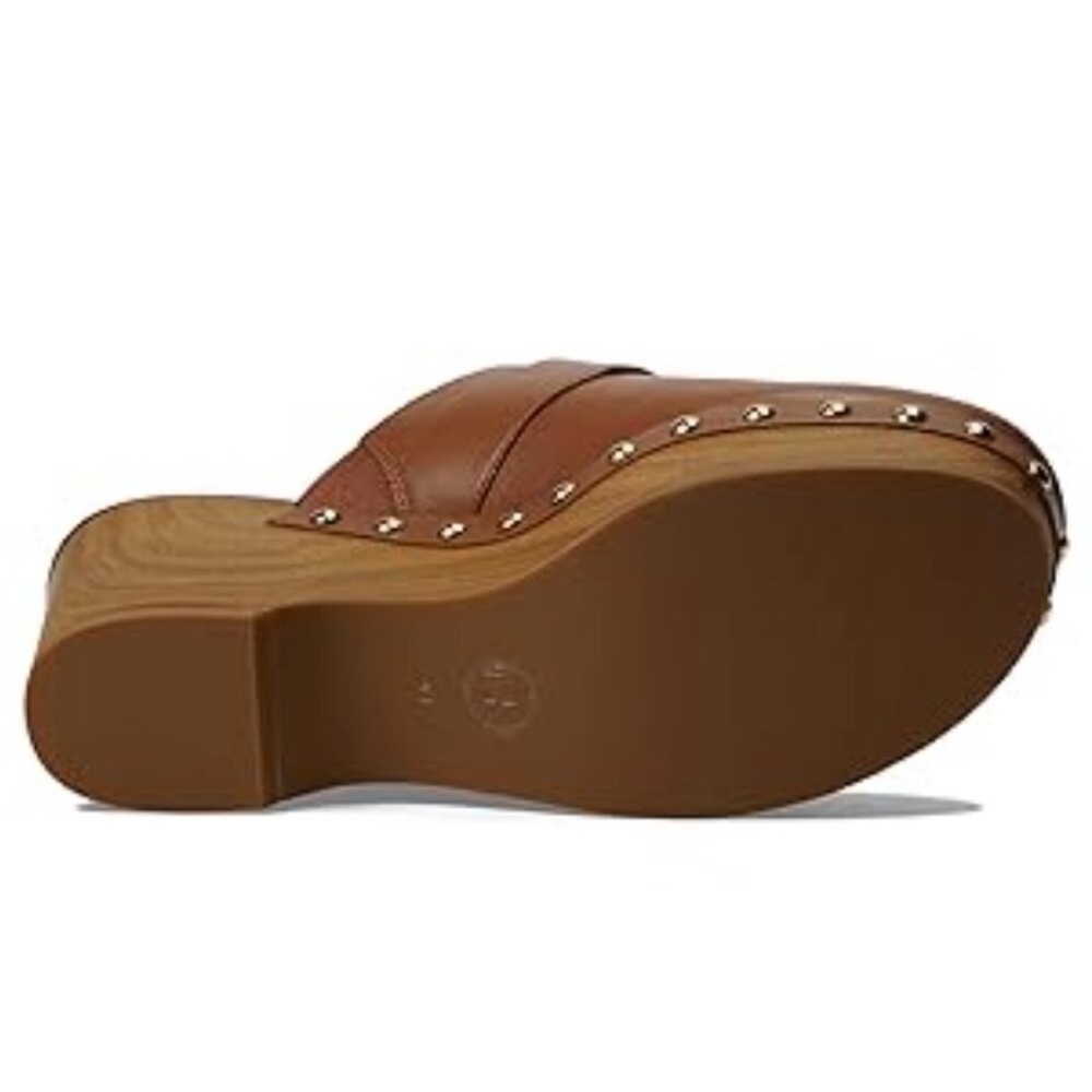 Michael Kors
Michael Kors Rye Clog
Luggage Women’s Size 6.5 NWOB - Picture 5 of 16